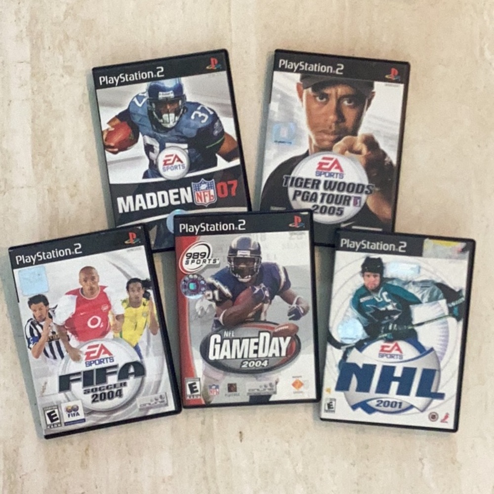FIFA Soccer & Tiger Woods PGA Tour & NFL Game Day & NHL Game Playstation 2 PS2 - Picture 1 of 5